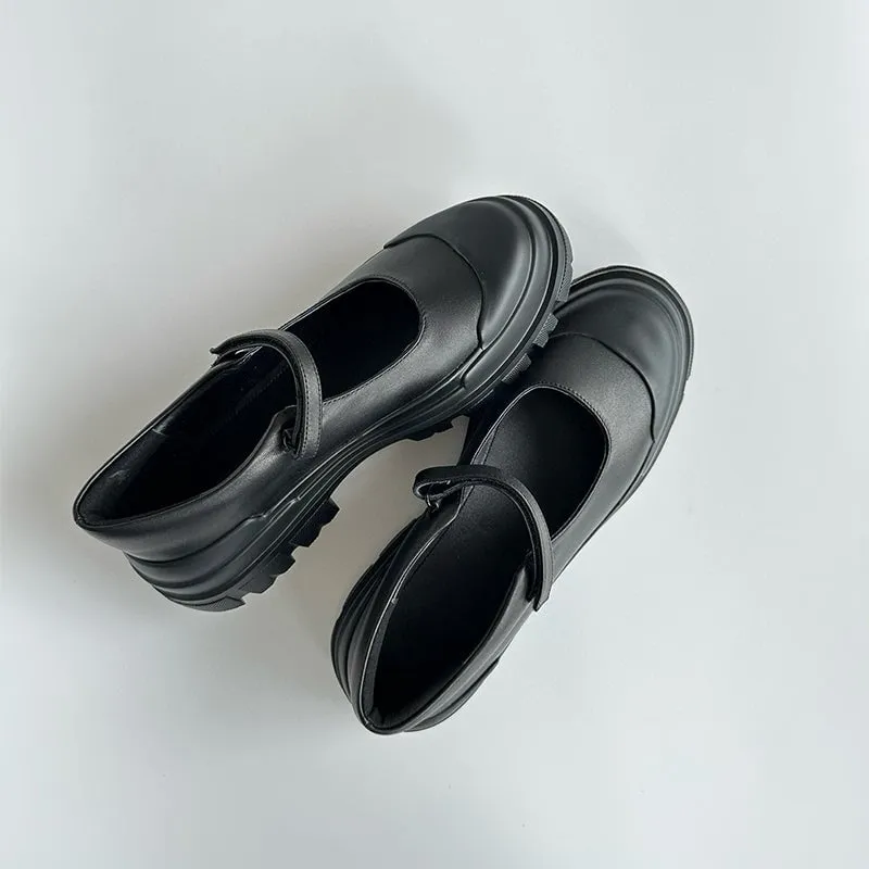 Handmade Leather Flat Mary Jane Shoes For Women Round Toe in Beige/Black