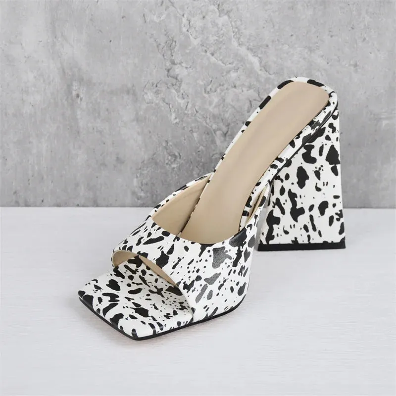 Mixed Colors Novelty Sandals