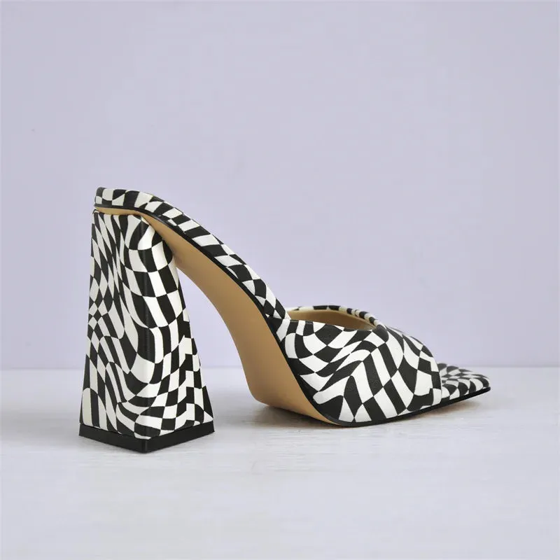 Mixed Colors Novelty Sandals