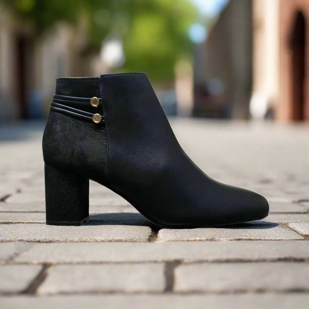 Poti Pati Black Shoes with Golden Buttons - Size EU 39 / UK 6 / US 8
